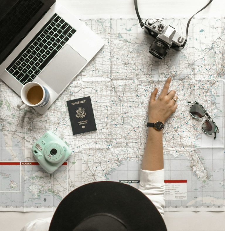 Holafly vs Saily: Which eSIM Service Is Better for International Travel?
