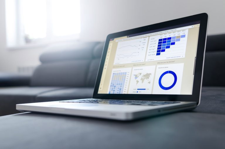Simple CRM Software: 11 Platforms Anyone Can Get Started With